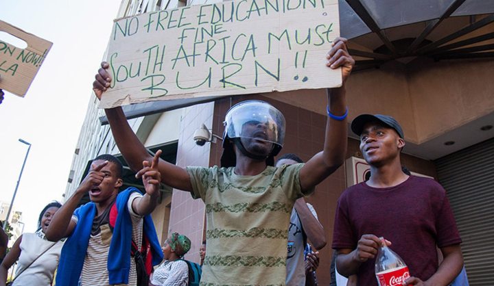 GroundUp: Thousands in #FeesMustFall march on Parliament