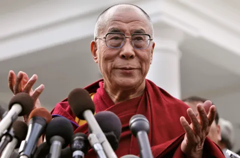 Obama to Dalai Lama: “Howzit, my china?”