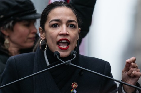 Ocasio-Cortez Aims to Reset Climate Policy With Green New Deal