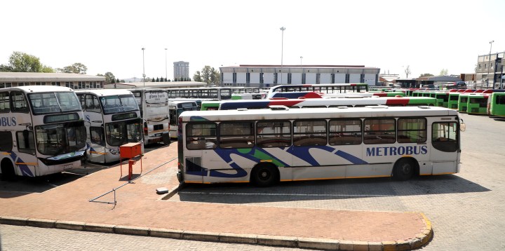‘Unrecognised’ union hobbles Joburg bus operations