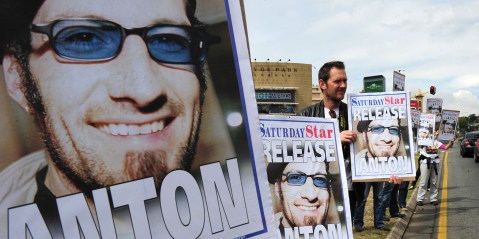 Campaign highlights Hammerl family’s quest to bring slain photographer’s remains home from Libya