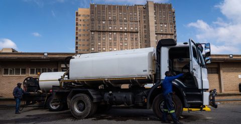 While taps run dry, generators malfunction and health workers despair, Gauteng children’s hospital CEO denies a crisis