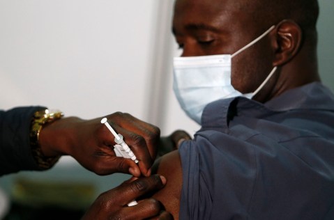 Africa has worst week of pandemic; South Africa registers 22,910 new cases
