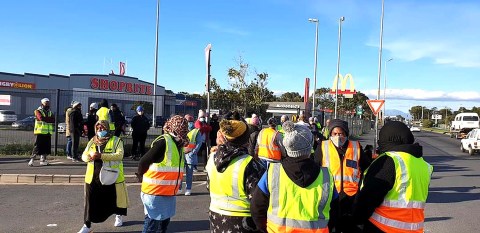 Western Cape neighbourhood watch groups on patrol to prevent looting and public violence