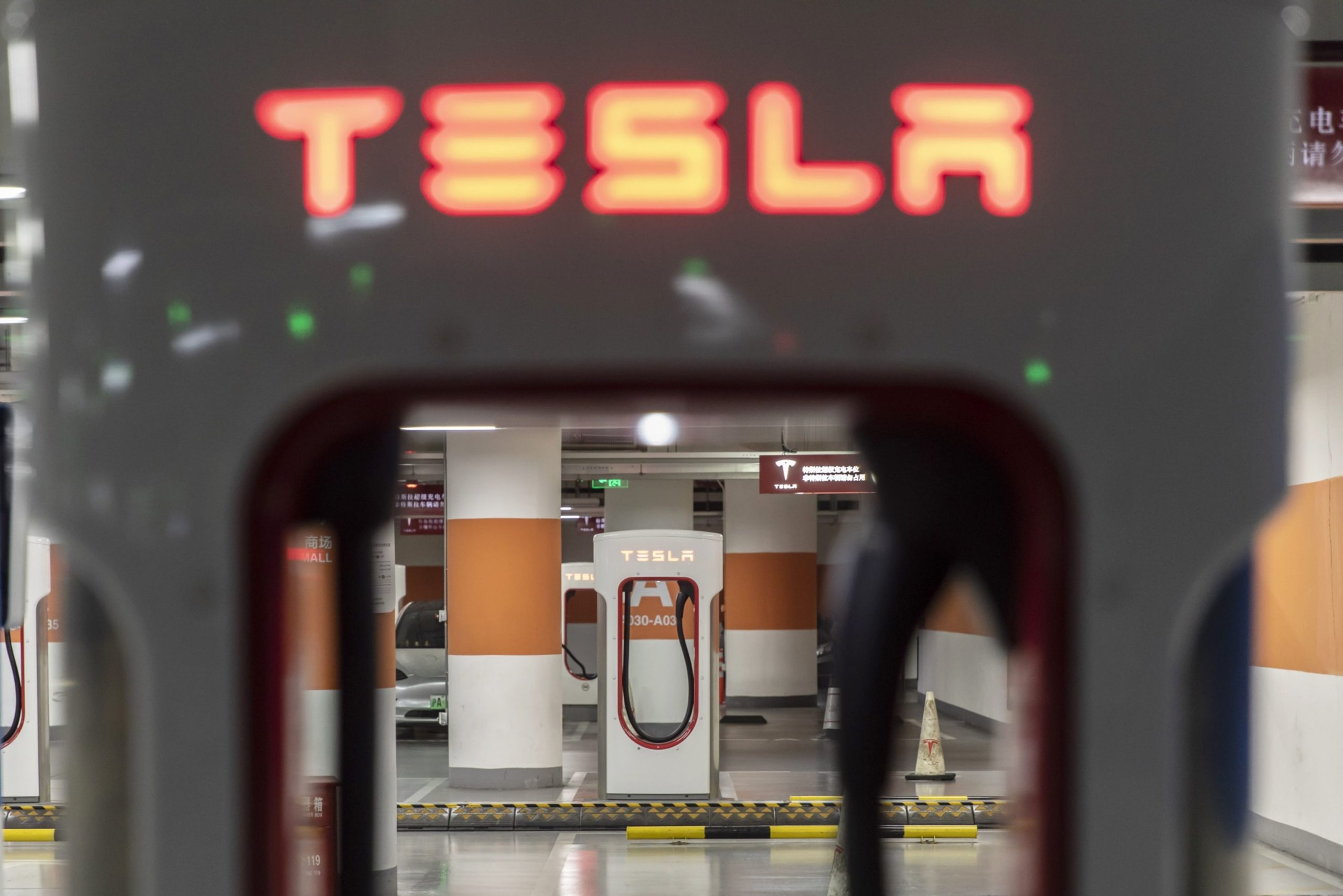 Business Maverick: Tesla Delivers ‘Eye Popping’ 241,300 Cars in Record Quarter thumbnail