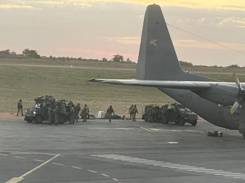 SA troops arrive in Mozambique to fight insurgents