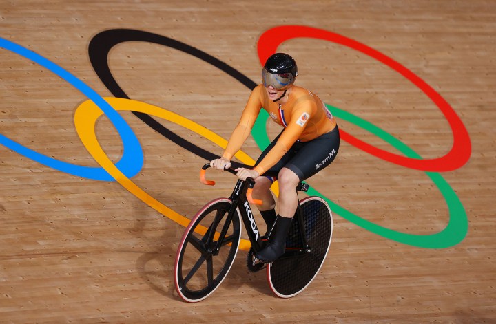 Heart attack survivor Braspennincx powers on to clinch cycling keirin gold