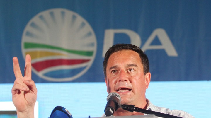 DA leader John Steenhuisen points out ‘dysfunctional ANC municipalities’ while making his final pitch