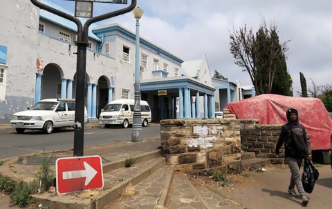 Residents of crumbling Mogale City wary of yet another coalition government and broken promises