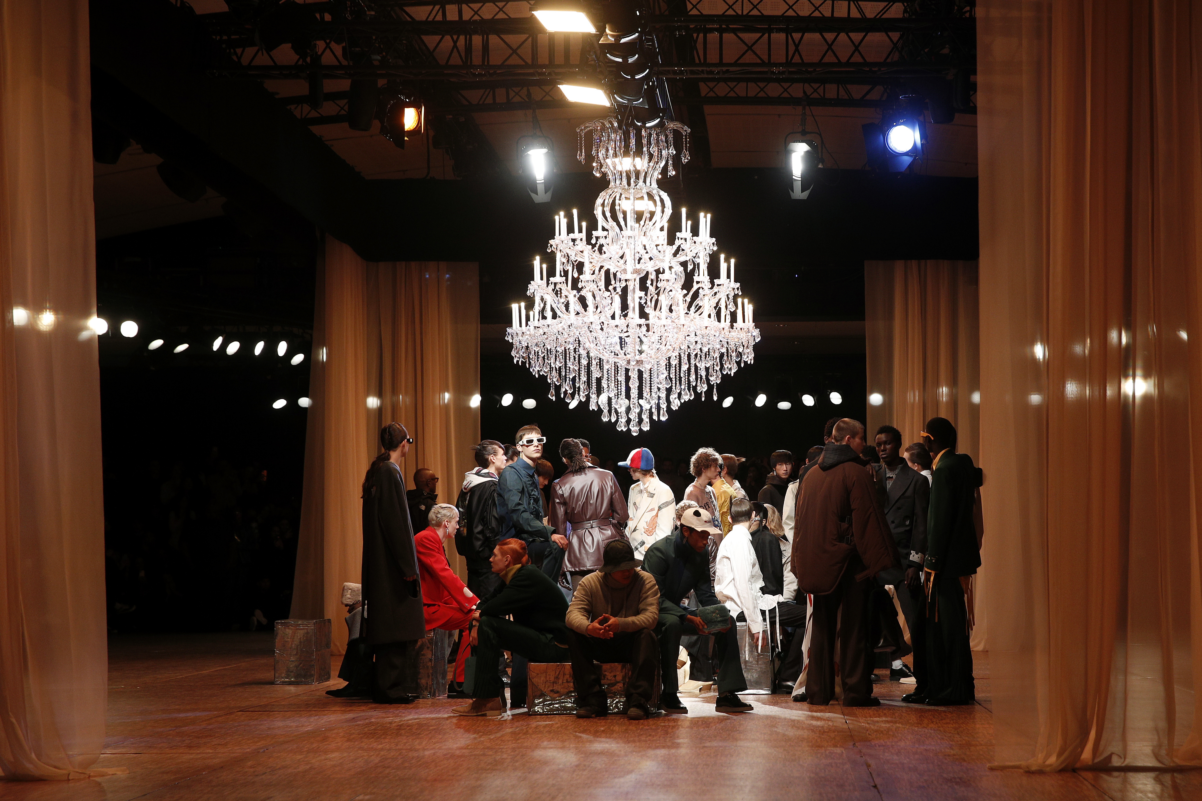 RIP Virgil Abloh. Pics are from the Paris Fashion Week : r/GothBoiClique