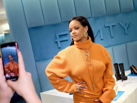Rihanna to perform at Super Bowl LVII