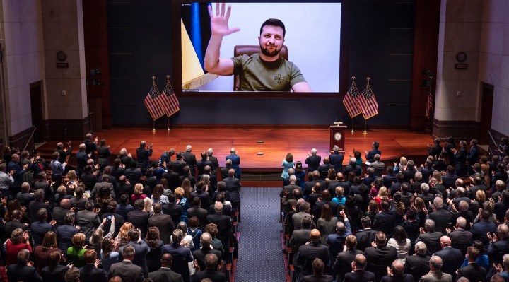 Zelensky appeals to US public, Congress, president and the world for more help