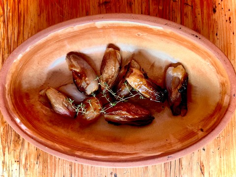 What’s cooking today: Roasted caramelised shallots