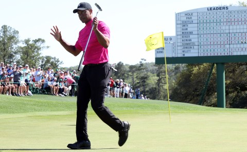 Im Sung-jae leads the Masters but the day belongs to Tiger Woods