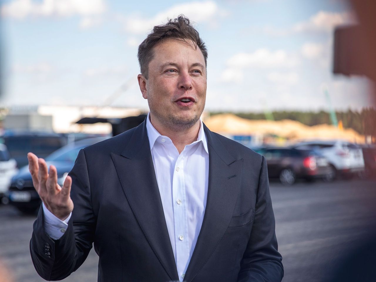 Business Maverick: Elon Musk Sows Doubt Over His $44 Billion Twitter Takeover