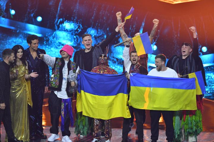 Ukraine Eurovision winners to tour Europe to raise money for army