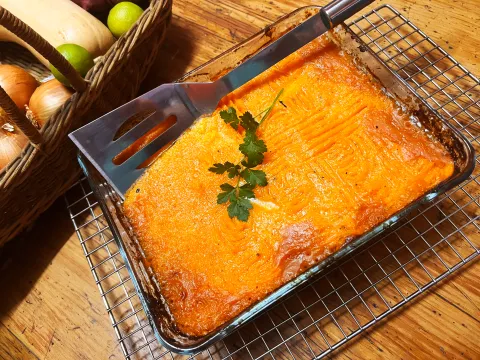 What’s cooking today: Sweet potato & beef mince bake
