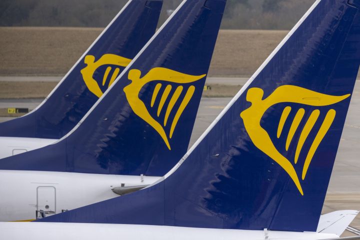 Ryanair orders South Africans to take Afrikaans quiz to enter UK