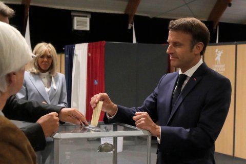 Macron’s historic ballot setback risks undermining reform agenda