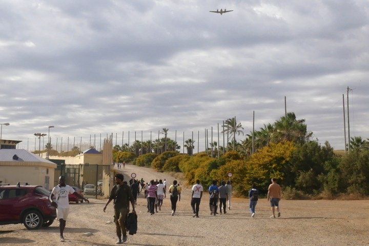 Hundreds of migrants storm Spain’s Melilla enclave