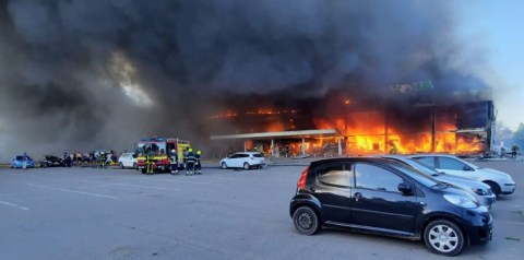 Shopping mall engulfed in flames after deadly Russian missile strike; Nato to boost high-readiness force