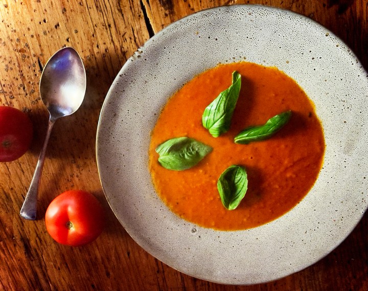 What’s cooking today: Red pepper & tomato soup