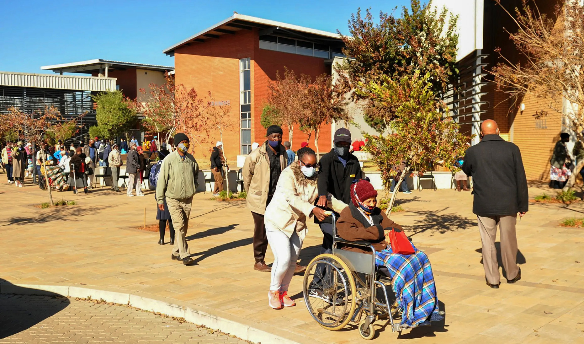 A view of patients walking outside Patients at Thelle Mogoerane Hospital.