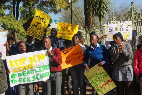 Learners picket in Pretoria over govt scrapping deadlines to fix schools