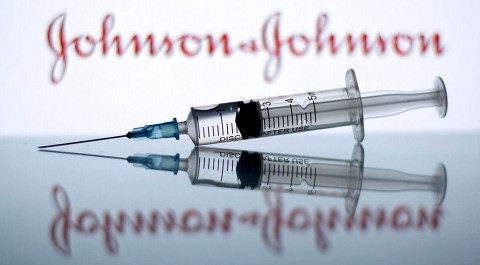 Benefits of vaccines still far outweigh risks, say experts after J&J-related death