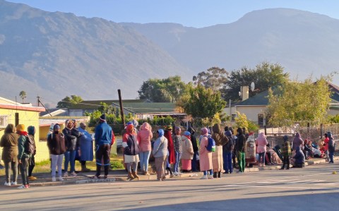 Labour department bottlenecks see seasonal farm workers waiting months for UIF