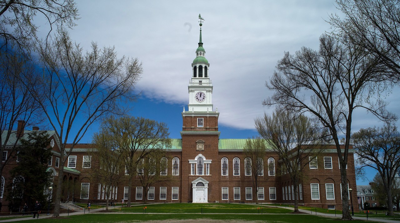 ANTITRUST LITIGATION : Yale, Columbia, MIT lose bid to end lawsuit alleging admissions collusion