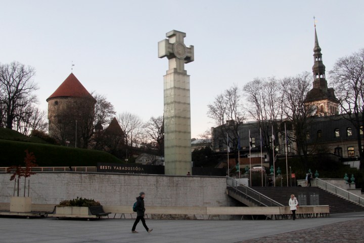 Estonia says it repelled major cyber attack after removing Soviet monuments