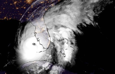 Hurricane Ian makes landfall in Florida with catastrophic winds