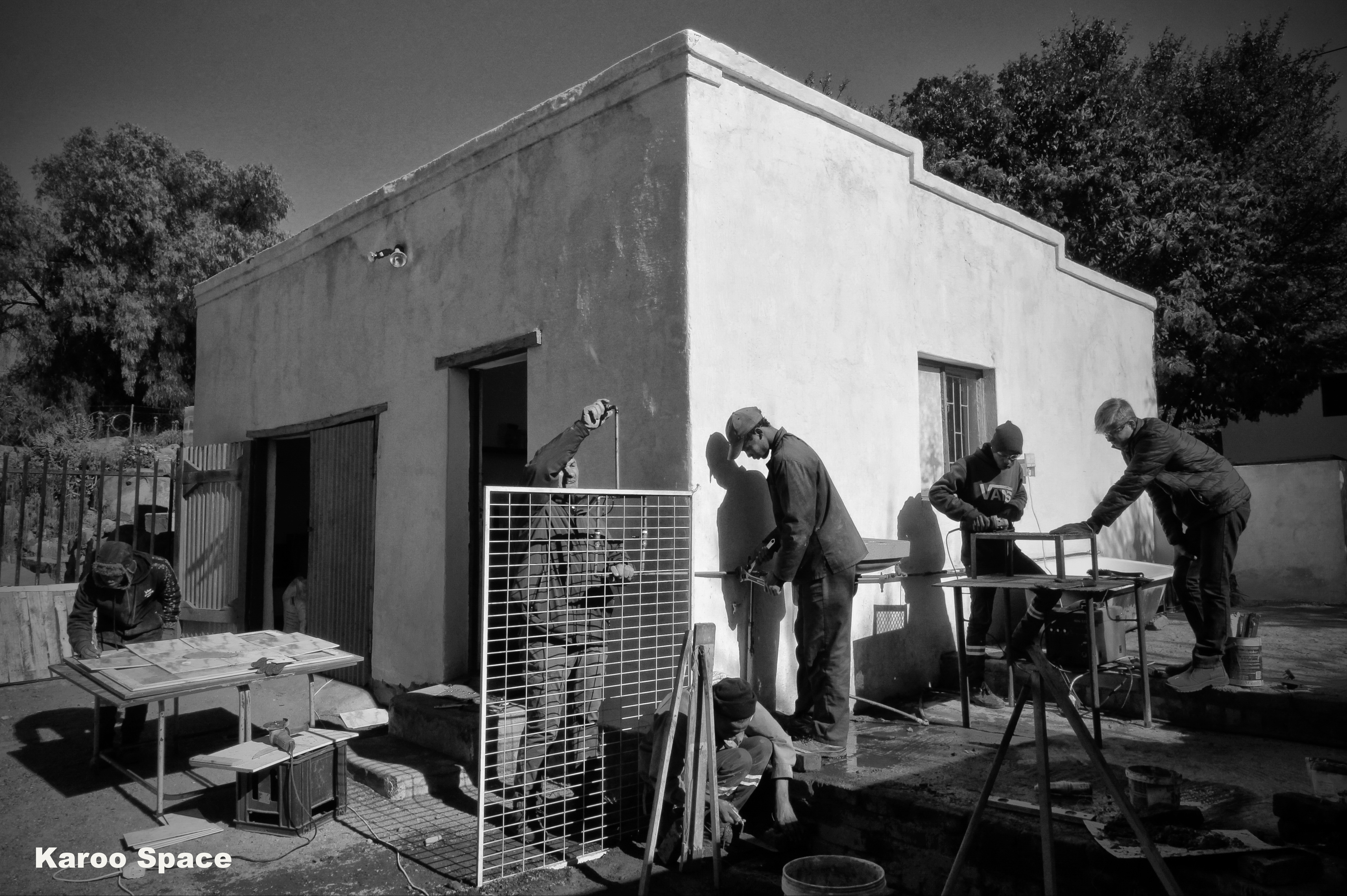 Restoring an old Karoo building – the Hantam Trust’s Handyman School, Colesberg, Northern Cape. Karoo Roads III Photo Essay
