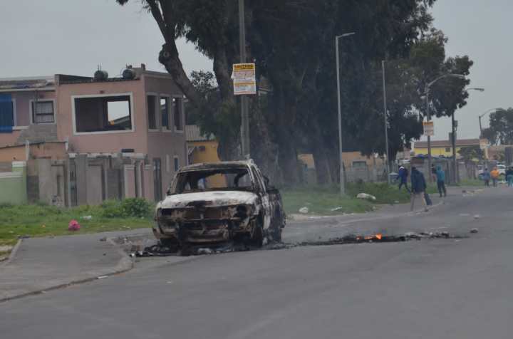 City of Cape Town clamps down on attacks against SAPS, municipal staff during violent taxi unrest
