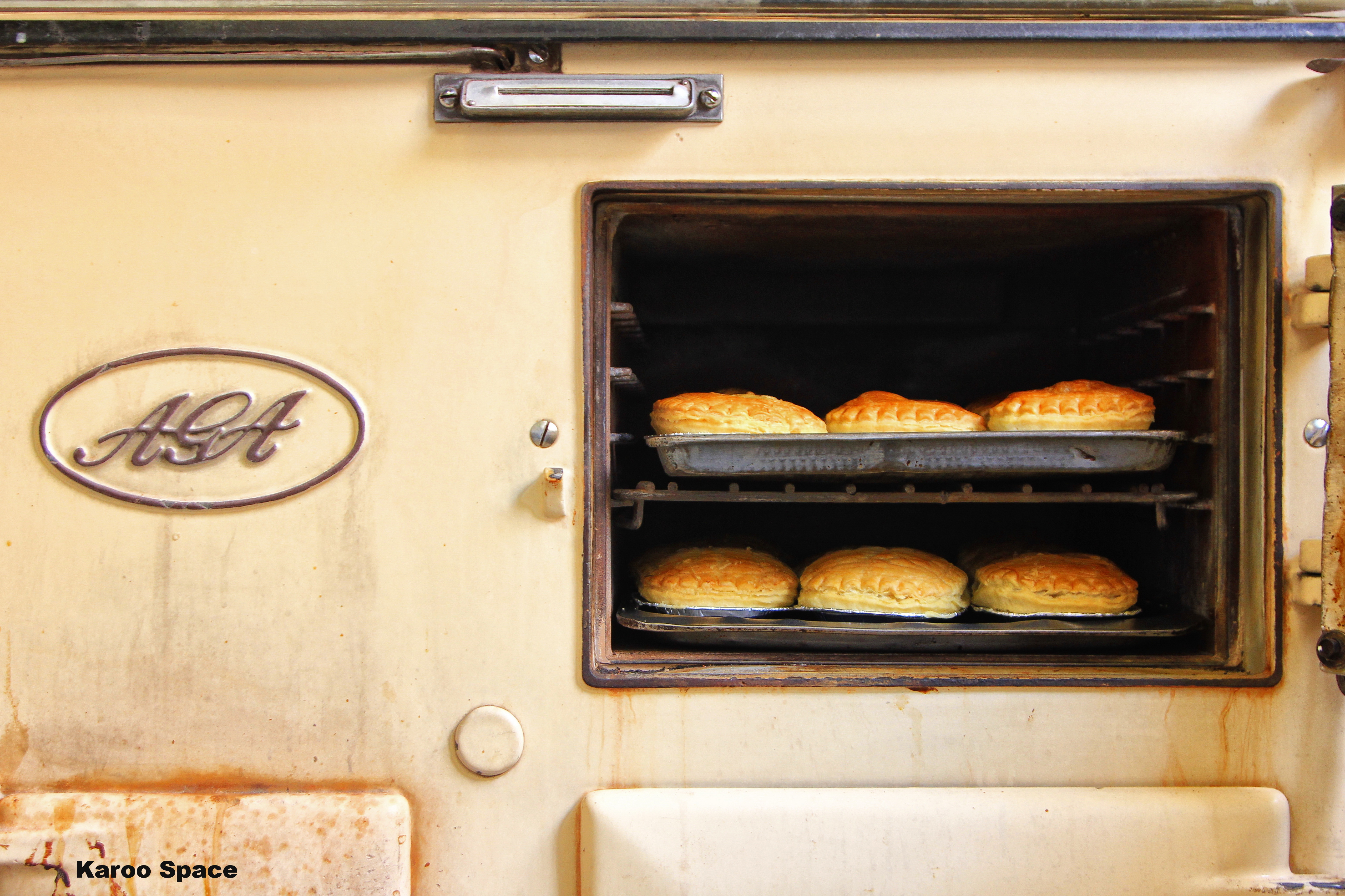 Fresh pies out of a Karoo Aga – what could be finer?