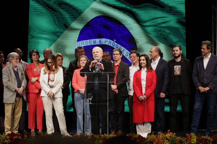 Brazil presidential race goes to runoff as Lula falls short