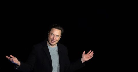 Musk warns Twitter bankruptcy possible if cash burn lingers