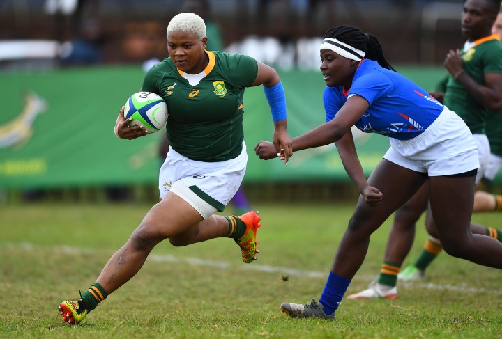 Bok centre Aphiwe Ngwevu runs hard lines in tough times