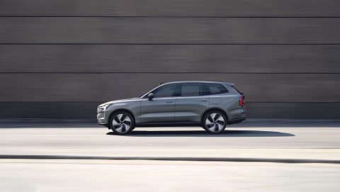 EX factor – Volvo reveals first pure fully electric SUV