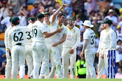 Australia steamroll Proteas in two days on questionable Gabba pitch
