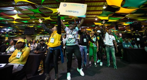 Last minute horse trading with KwaZulu-Natal sees Limpopo delegates at odds over voting for Ramaphosa