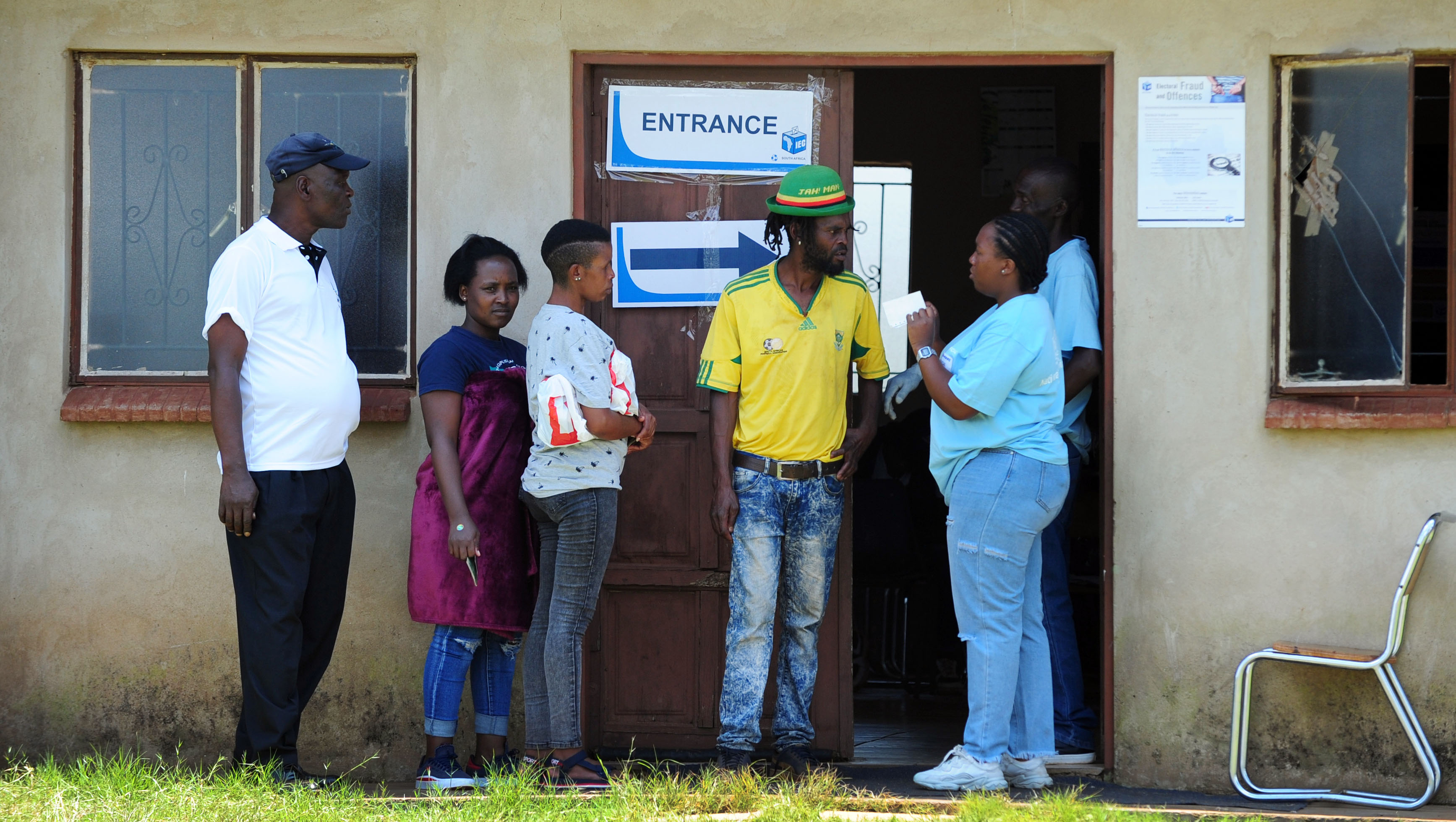Khutsong residents, by-elections