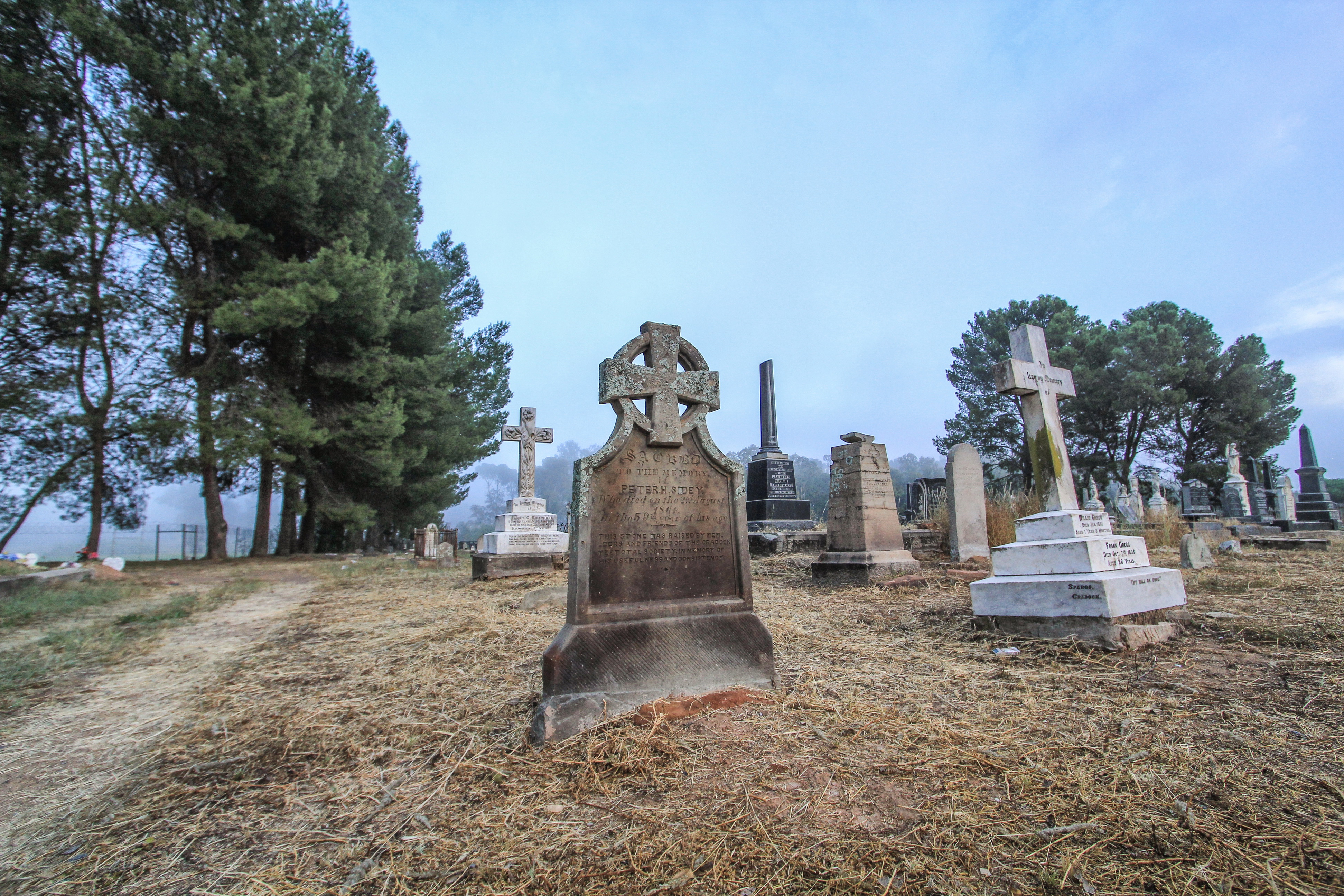 The last remains of Peter Sidey, laid to rest here by the Cradock Teetotal Society. Image: Chris Marais
