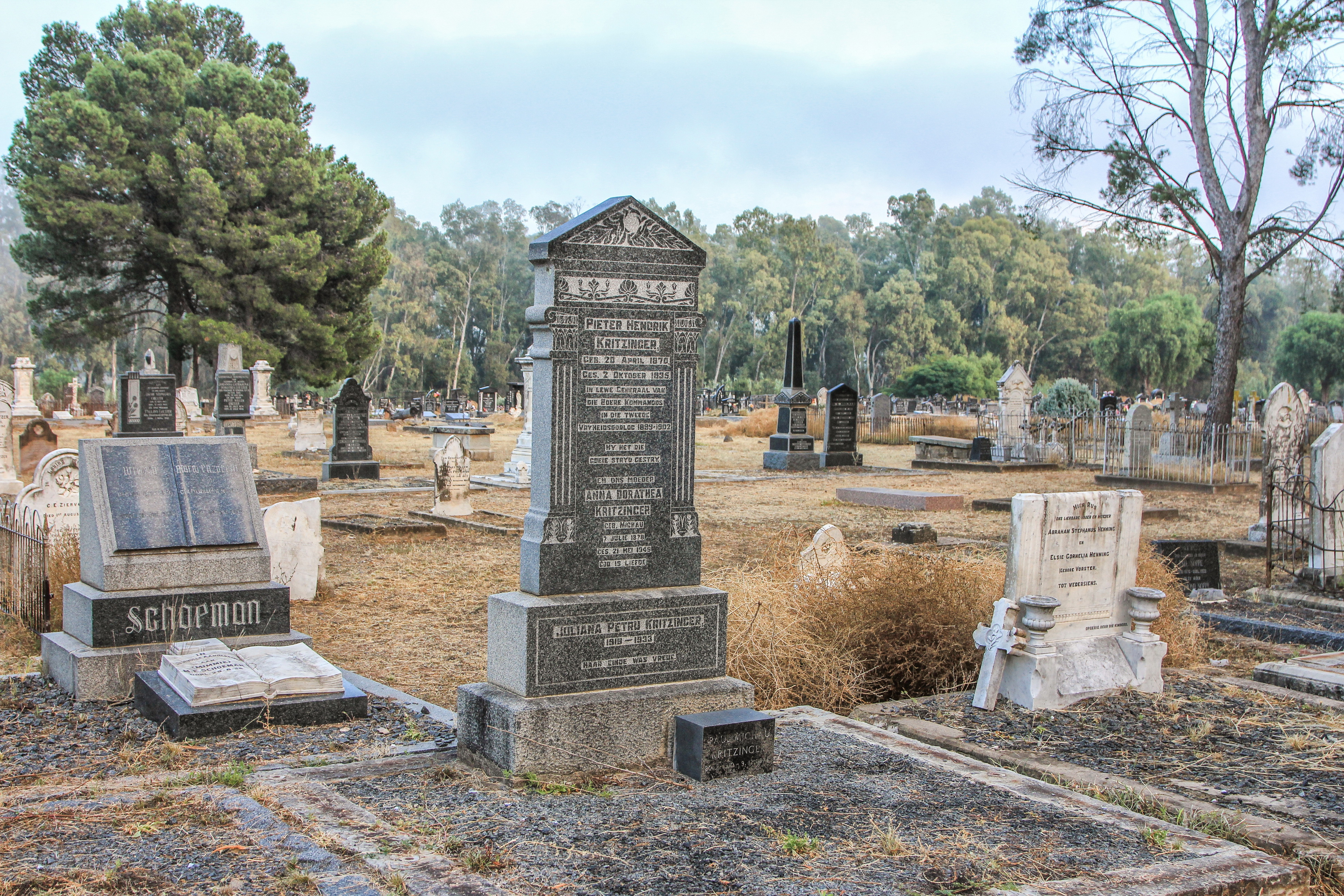 The grave of General Pieter Hendrik Kritzinger, the leading Anglo-Boer War figure of the district. Image: Chris Marais