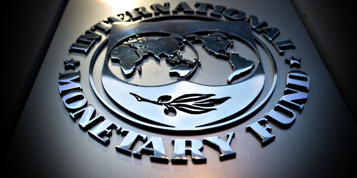 IMF Trims World Growth Outlook as Risks Raise Pressure