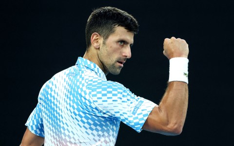 Dominant Djokovic rolls on, American men finally advance to quarters at Australian Open