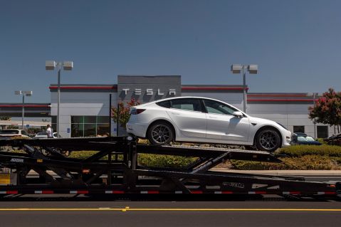 Tesla recalls more than 362,000 cars over self-driving crash risk