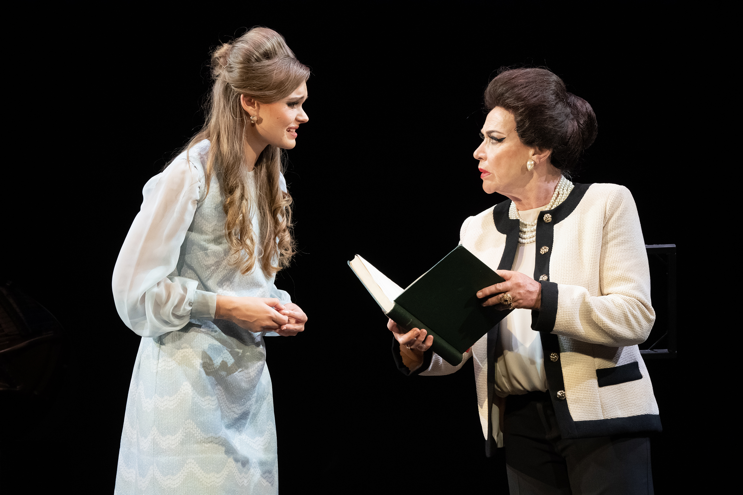 Alida Scheepers as Sophie and Sandra Prinsloo as Maria Callas in 'Master Class'. Image: Joan Ward