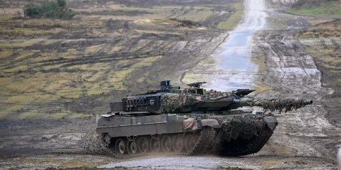 Allies pledge more tanks to Kyiv as Russia claims gains in Bakhmut; BP slows retreat from oil
